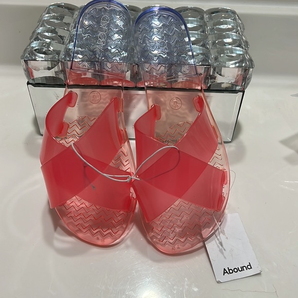 Shoes - Picture 2 of 3